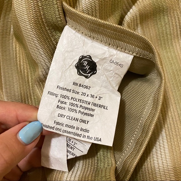 California King Luxury Comforter Set - Picture 3 of 3